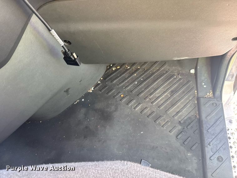 image for item YA0442 2019 International LT625 semi truck