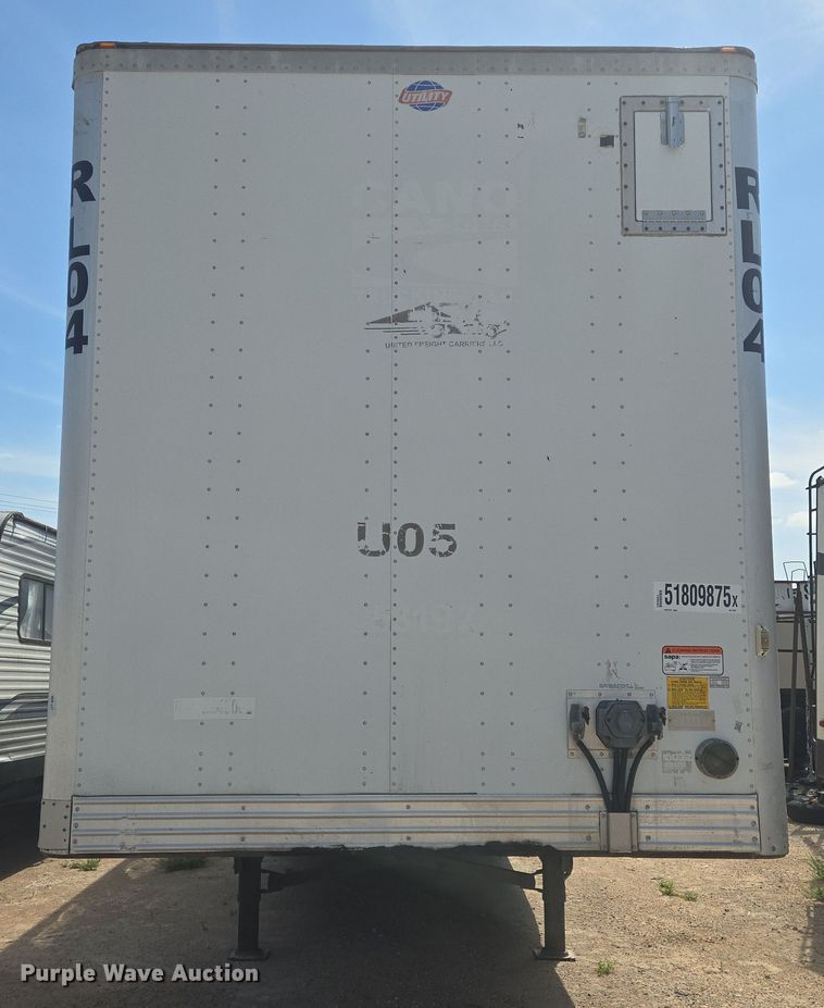 image for item YA0452 2015 Utility Trailers dry van trailer