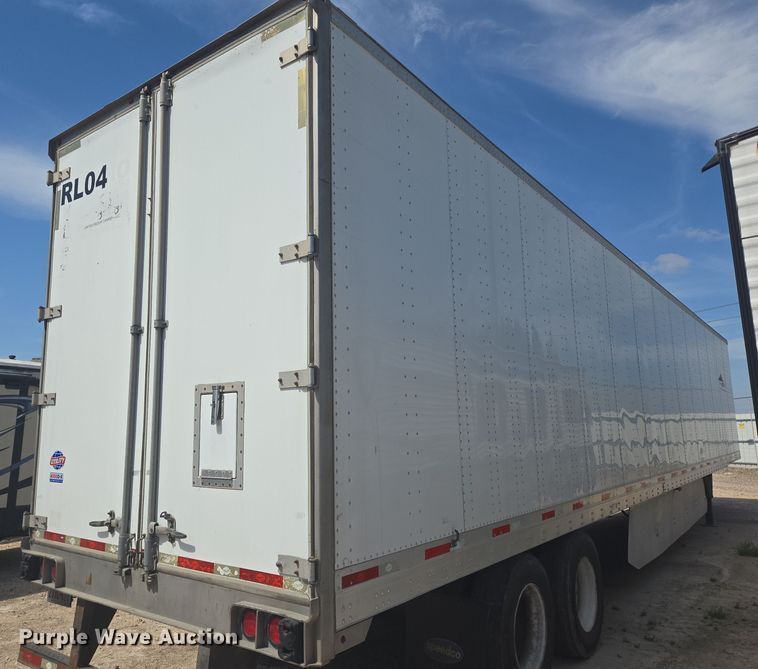 image for item YA0452 2015 Utility Trailers dry van trailer