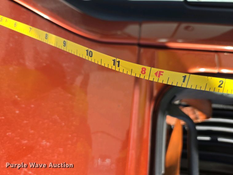 image for item YA0453 2019 International LT625 semi truck