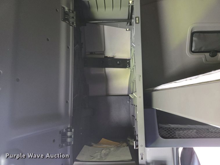 image for item YA0453 2019 International LT625 semi truck