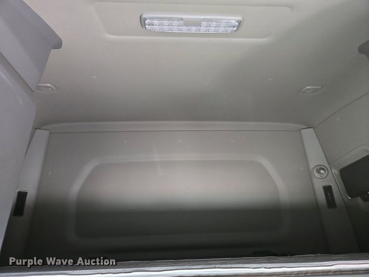 image for item YA0453 2019 International LT625 semi truck