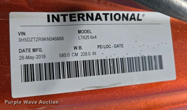 image for item YA0453 2019 International LT625 semi truck