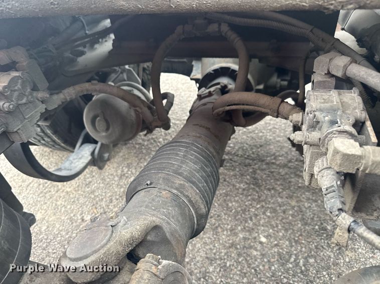 image for item YA0460 2012 Kenworth T660 semi truck