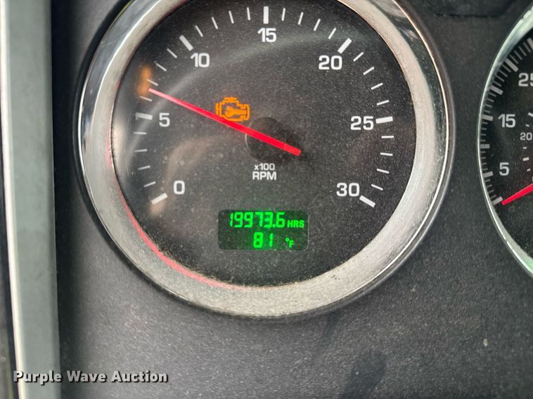 image for item YA0460 2012 Kenworth T660 semi truck