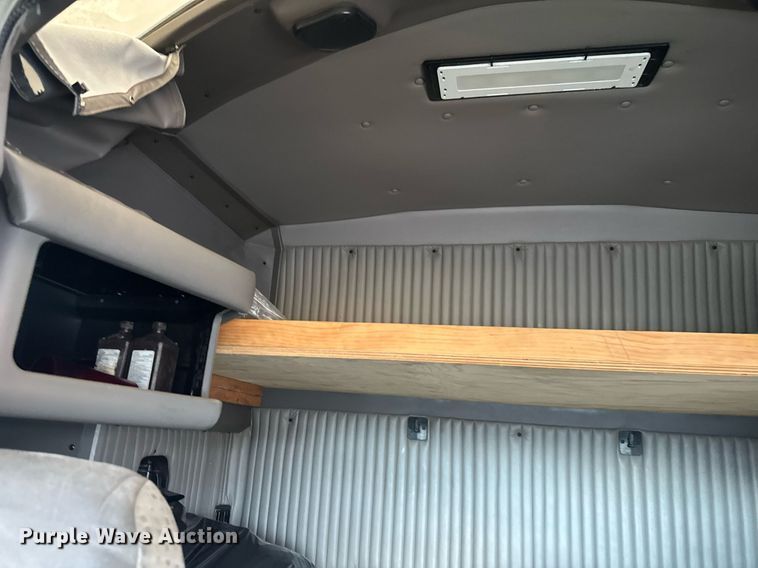 image for item YA0460 2012 Kenworth T660 semi truck