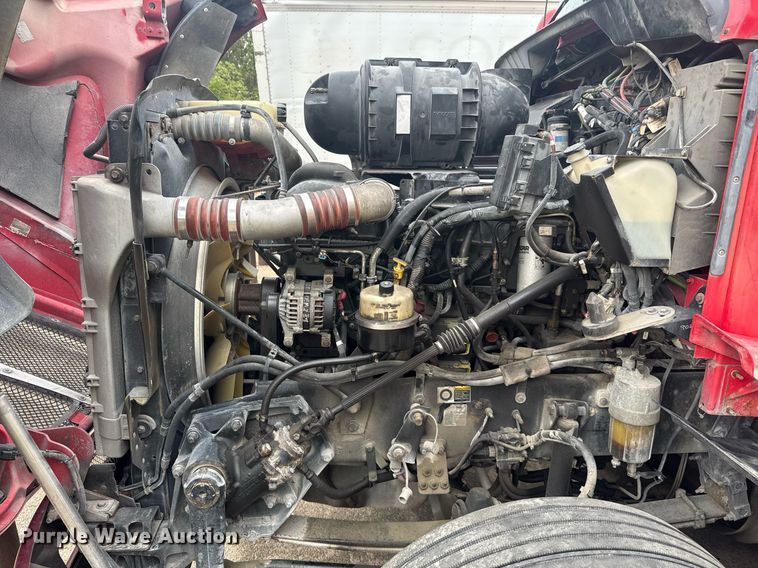 image for item YA0460 2012 Kenworth T660 semi truck