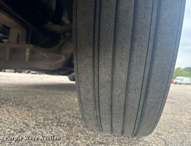 image for item YA0460 2012 Kenworth T660 semi truck