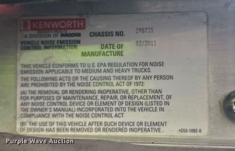 image for item YA0460 2012 Kenworth T660 semi truck