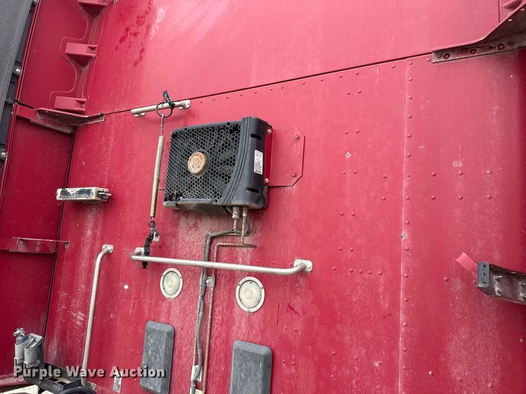 image for item YA0516 2018 Kenworth T680 semi truck