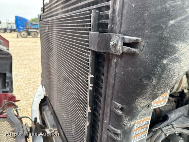 image for item YA0516 2018 Kenworth T680 semi truck