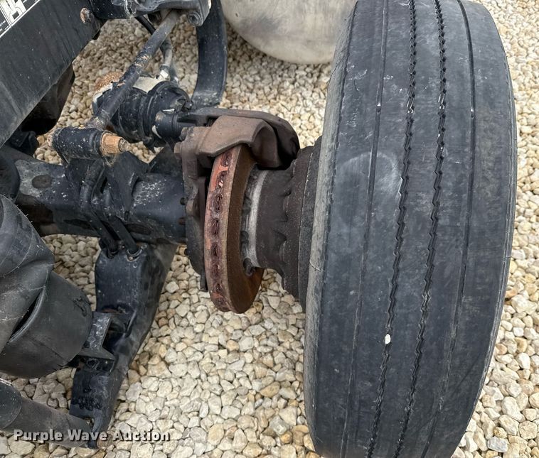 image for item YA0516 2018 Kenworth T680 semi truck