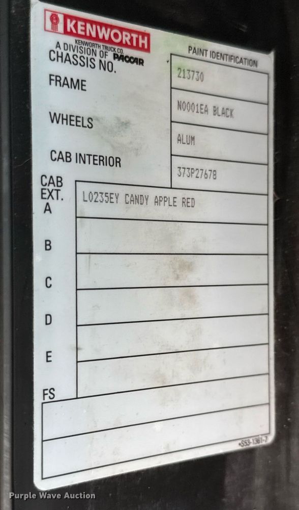 image for item YA0516 2018 Kenworth T680 semi truck