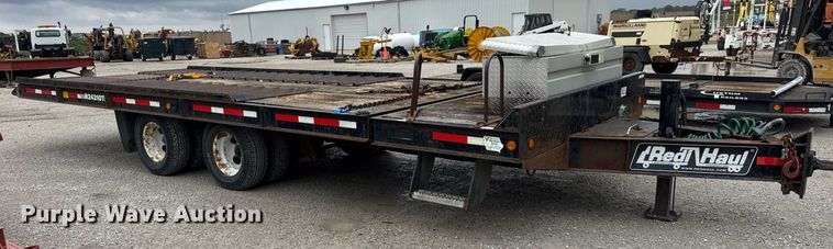 image for item DH9934 2007 Redi Haul tilt deck equipment trailer