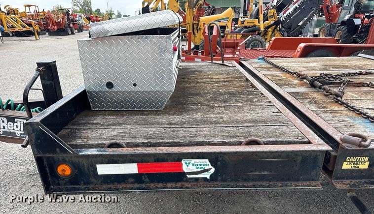image for item DH9934 2007 Redi Haul tilt deck equipment trailer