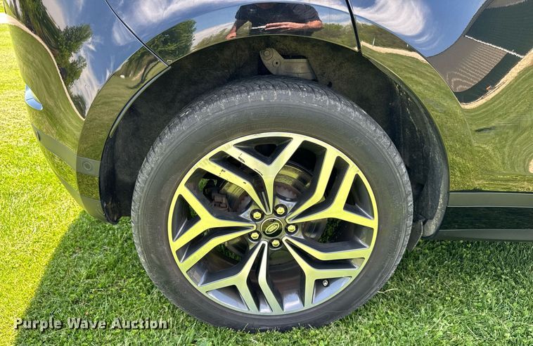 image for item DH9944 2021 Land Rover Range Rover Evoque SUV