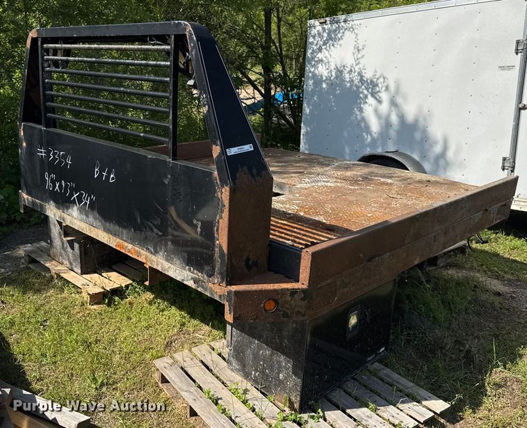 image for item DH9945 Iron star Iron Star flatbed pickup truck bed