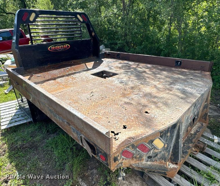 image for item DH9945 Iron star Iron Star flatbed pickup truck bed