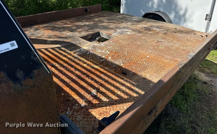 image for item DH9945 Iron star Iron Star flatbed pickup truck bed