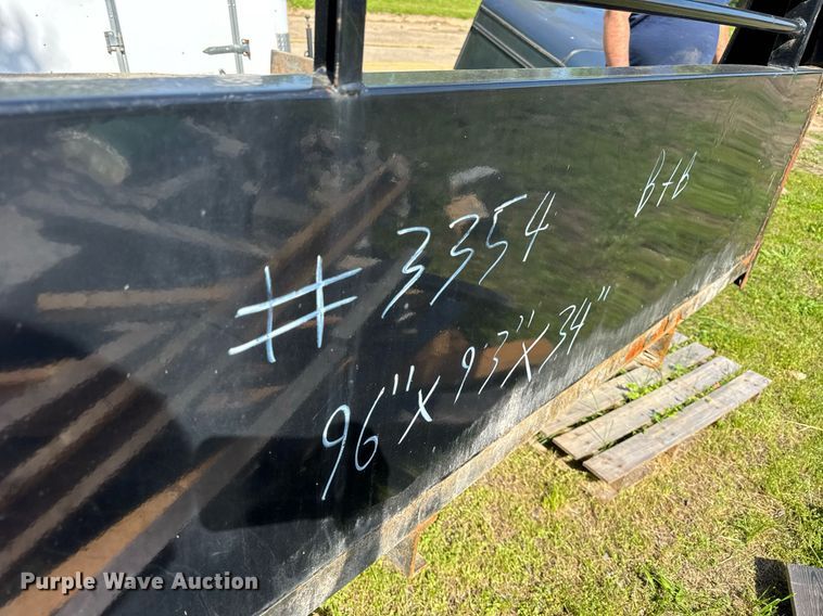 image for item DH9945 Iron star Iron Star flatbed pickup truck bed