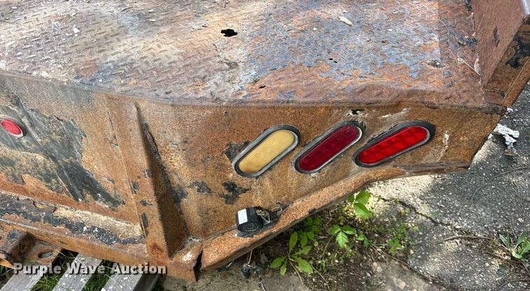 image for item DH9945 Iron star Iron Star flatbed pickup truck bed