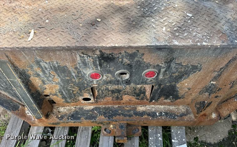 image for item DH9945 Iron star Iron Star flatbed pickup truck bed