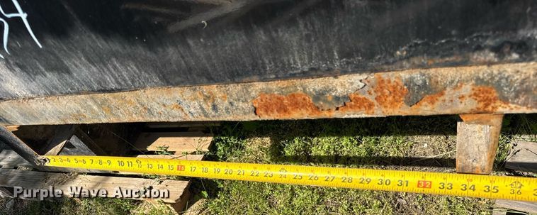 image for item DH9945 Iron star Iron Star flatbed pickup truck bed