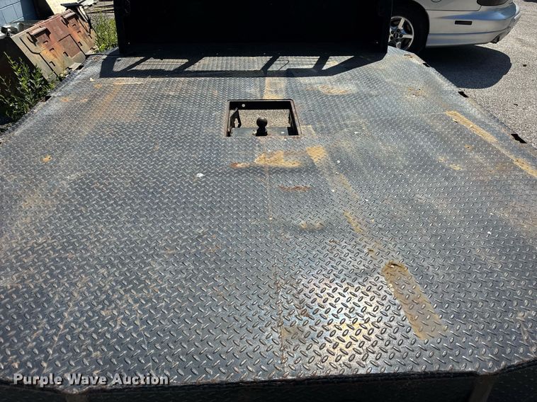 image for item DH9948 Flatbed pickup truck bed