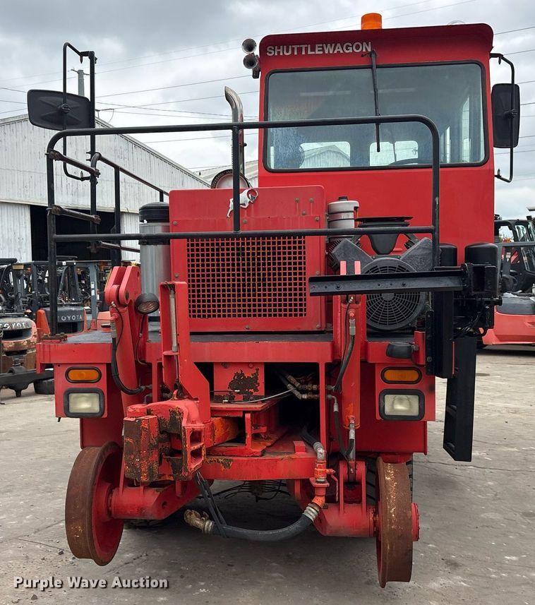 image for item DM1894 2006 Shuttlewagon SWX415B railcar mover