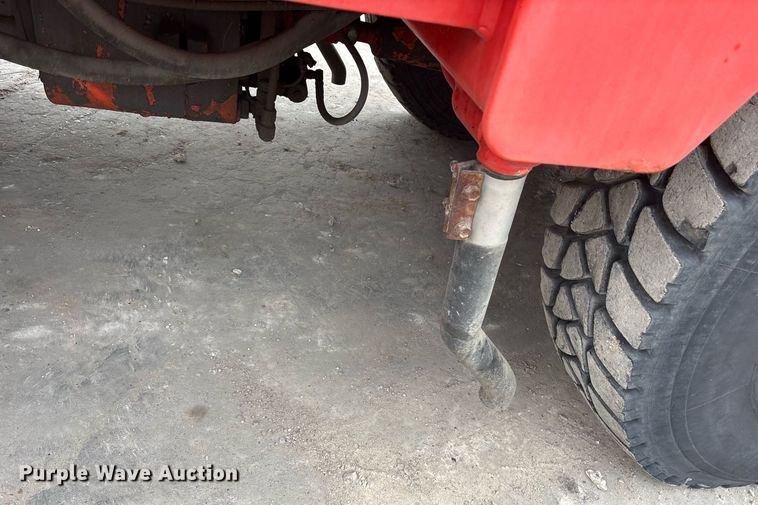 image for item DM1894 2006 Shuttlewagon SWX415B railcar mover