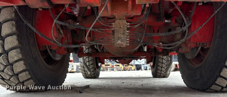 image for item DM1894 2006 Shuttlewagon SWX415B railcar mover