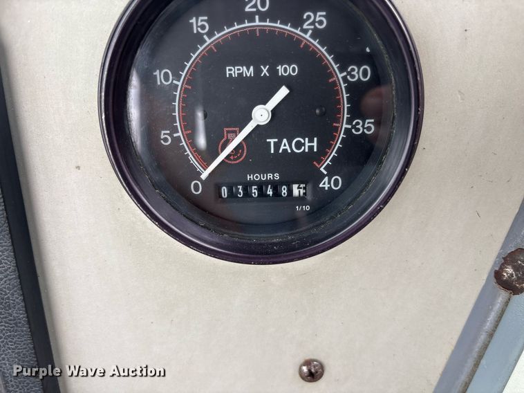 image for item DM1894 2006 Shuttlewagon SWX415B railcar mover