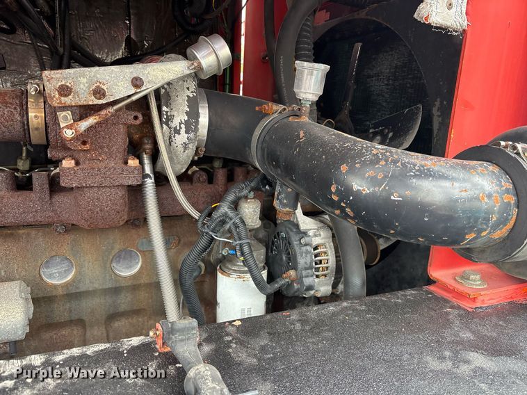 image for item DM1894 2006 Shuttlewagon SWX415B railcar mover