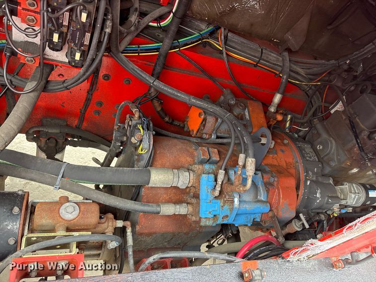 image for item DM1894 2006 Shuttlewagon SWX415B railcar mover