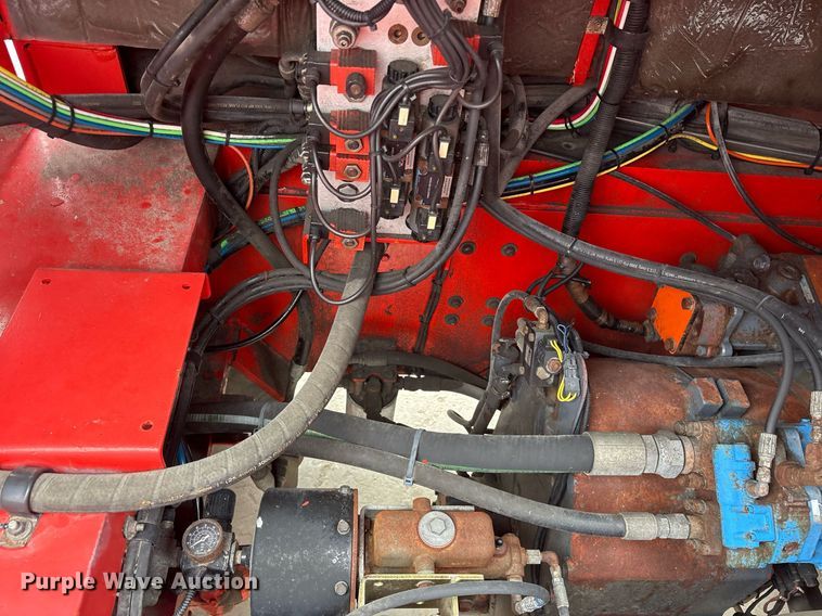 image for item DM1894 2006 Shuttlewagon SWX415B railcar mover