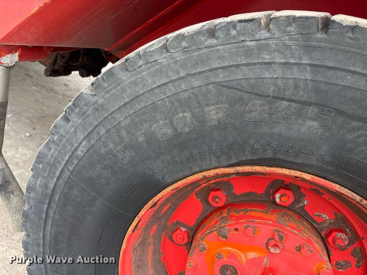 image for item DM1894 2006 Shuttlewagon SWX415B railcar mover