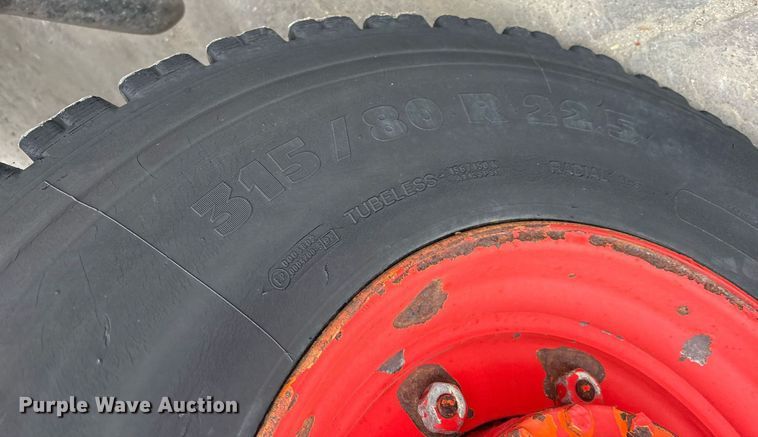 image for item DM1894 2006 Shuttlewagon SWX415B railcar mover