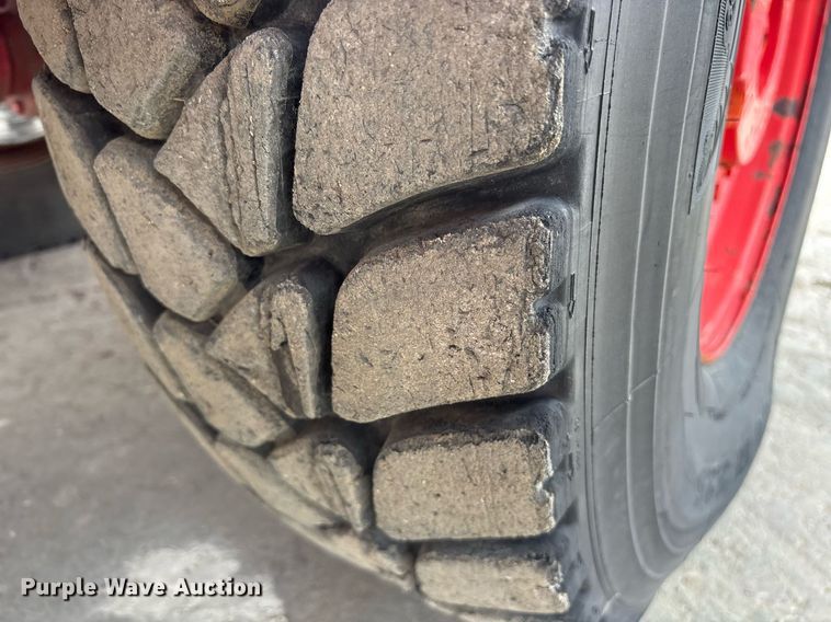 image for item DM1894 2006 Shuttlewagon SWX415B railcar mover