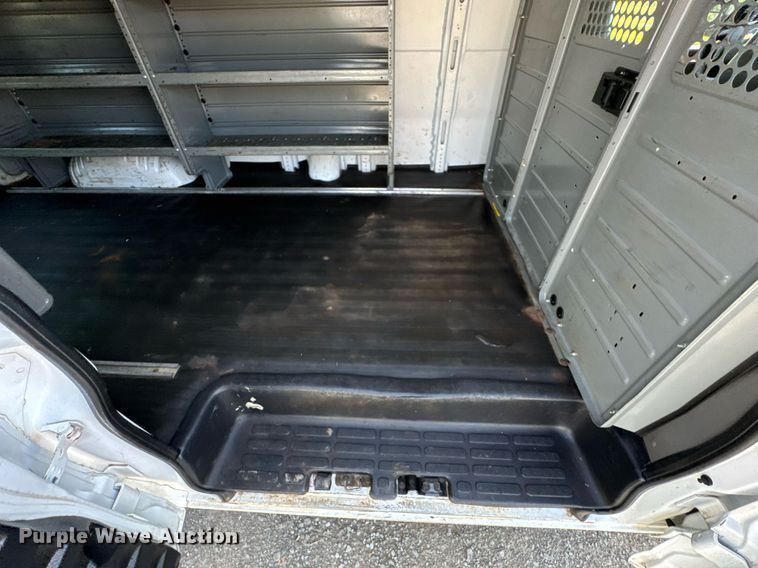 image for item DO0956 2016 Chevrolet Express G2500 van