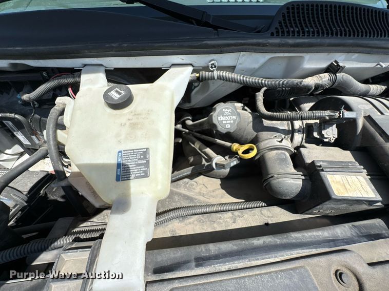 image for item DO0956 2016 Chevrolet Express G2500 van