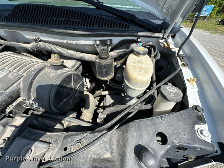 image for item DO0956 2016 Chevrolet Express G2500 van