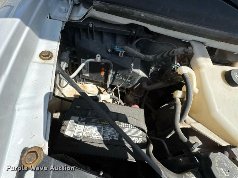 image for item DO0957 2017 Chevrolet Express 3500 van