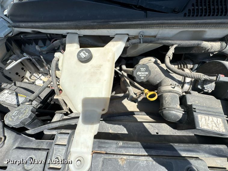 image for item DO0957 2017 Chevrolet Express 3500 van