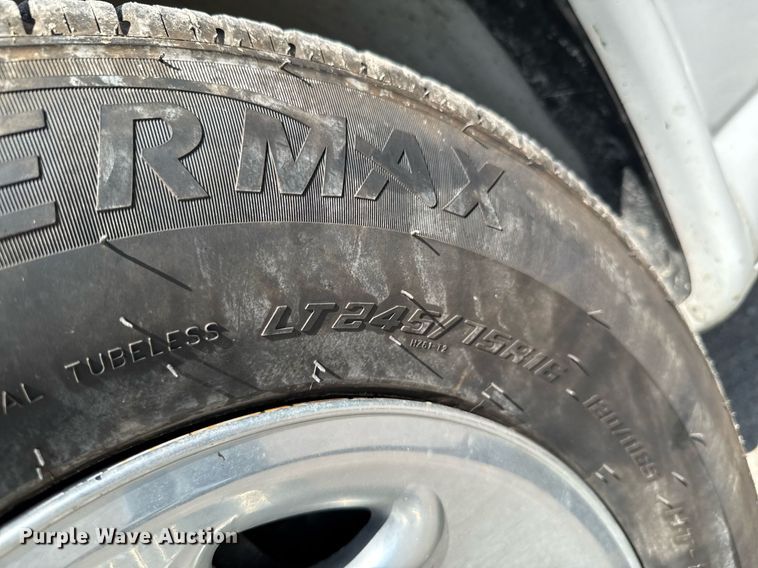 image for item DO0957 2017 Chevrolet Express 3500 van