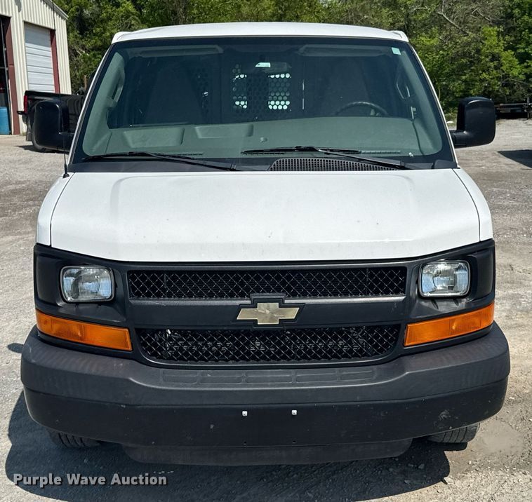 image for item DO0958 2016 Chevrolet Express 3500 van
