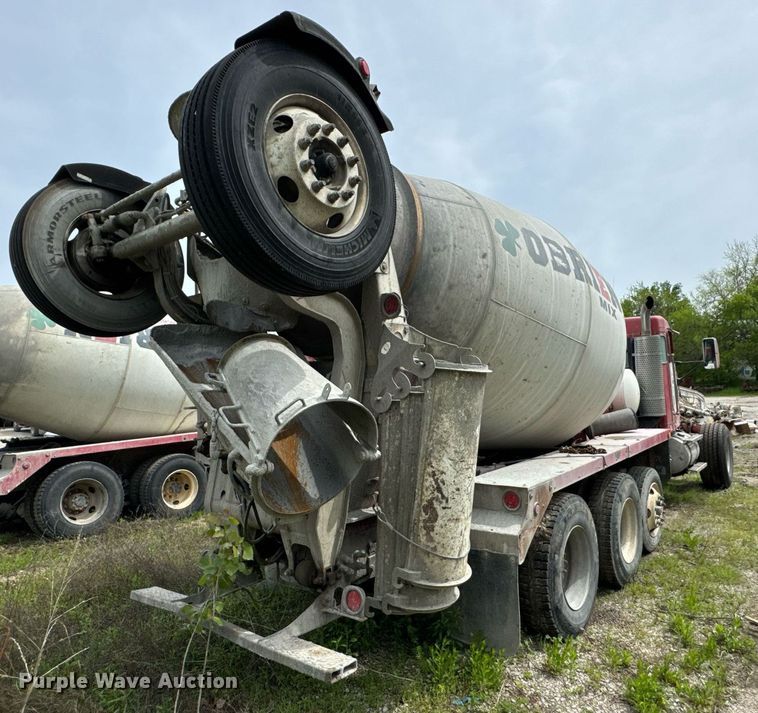 image for item DO0967 2005 Kenworth W900 ready mix truck