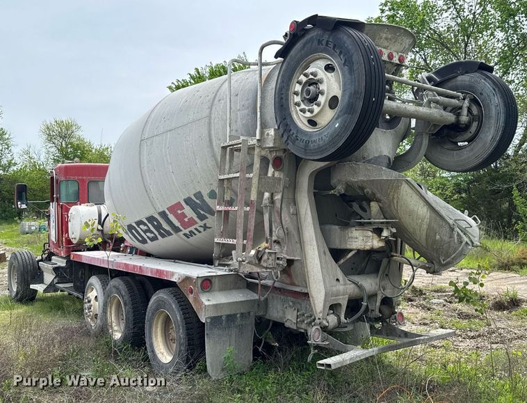 image for item DO0967 2005 Kenworth W900 ready mix truck