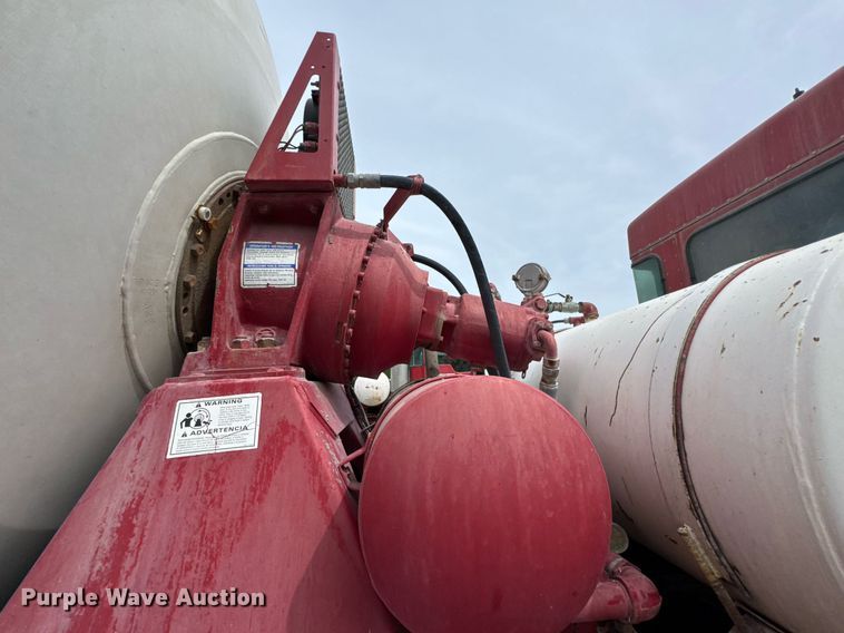 image for item DO0967 2005 Kenworth W900 ready mix truck