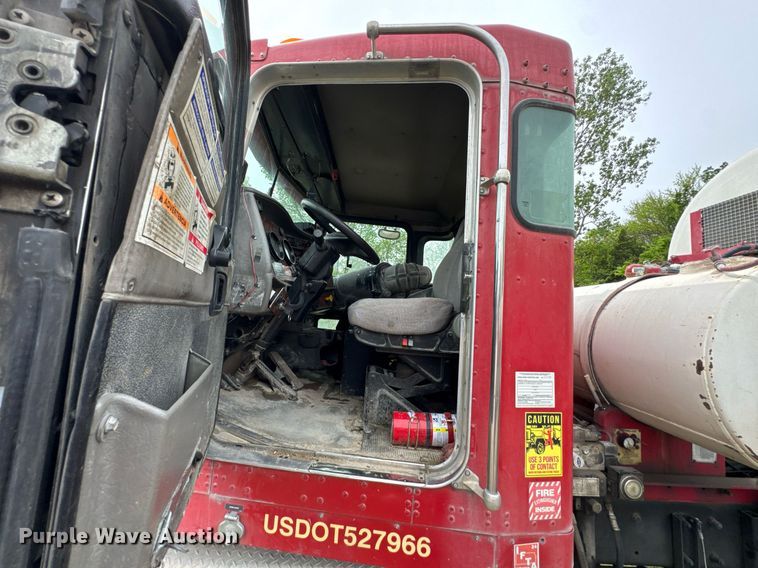 image for item DO0967 2005 Kenworth W900 ready mix truck