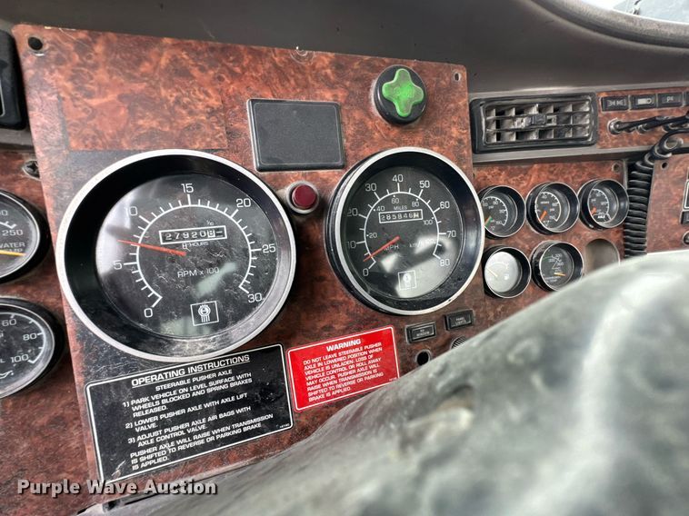 image for item DO0967 2005 Kenworth W900 ready mix truck